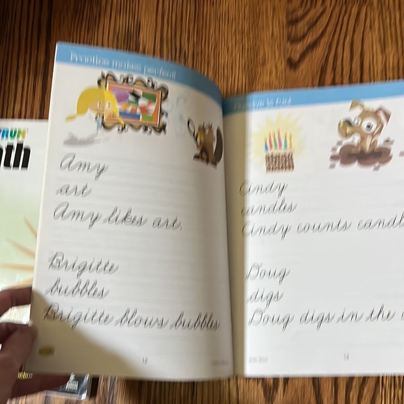 School bundle: third grade workbooks and colors set NWT - Picture 5 of 13